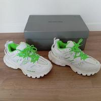 Balenciaga track 41