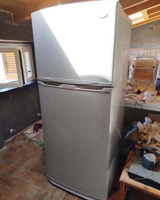 FRIGORIFERO SAMSUNG DOPPIA PORTA NO FROST - 570lt