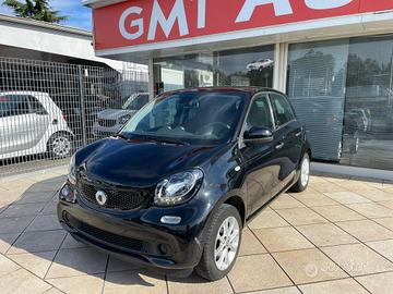 SMART ForFour 1.0 71CV NEOPATENTATI CERCHI IN L