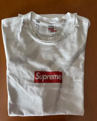 Supreme x margiela bix logo