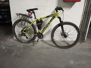 MTB VITTORIA 26” – verde fluo/nero – freni a disco