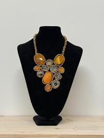 Collana artigianale con pietre naturali