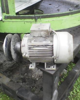 Motore Siemens Trifase 6 poli 230/400 V