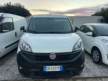 Fiat Doblo Doblò 1.4 T-Jet Natural Power PC-TN Car