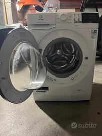 lavatrice electrolux carica frontale 9 kg