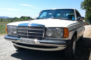Mercedes 200 W 123