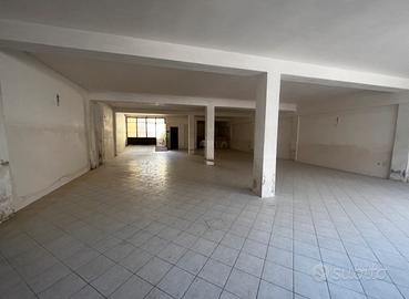 locale deposito garage