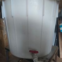 Attrezzatura per vino