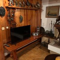 taverna con cucina in legno