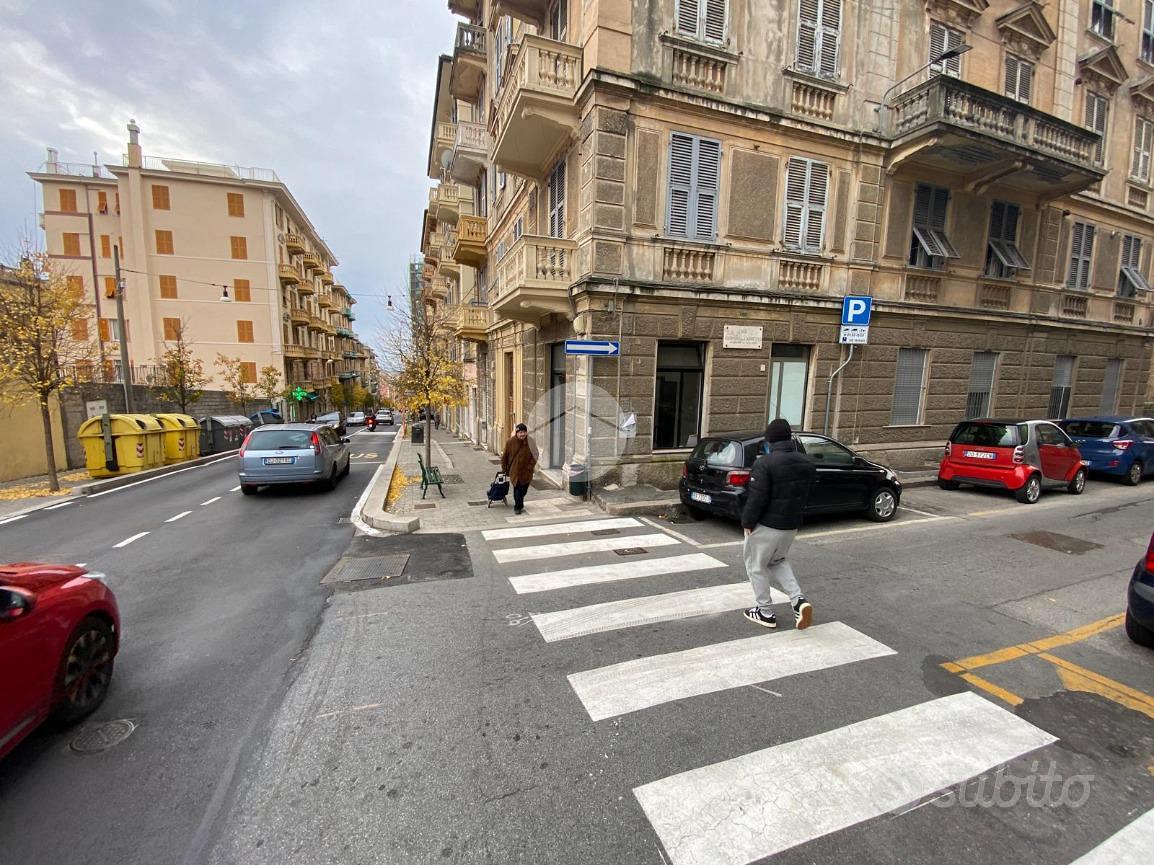 NEGOZIO A GENOVA - Vista 3