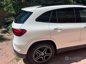 Merceds GLA 200 CV 150