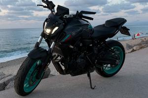 Yamaha MT-07 2024 guidabile con A2