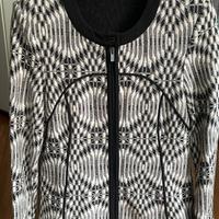 Giacca in fantasia nera e bianca