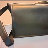 tracolla nera in pelle Calvin Klein 