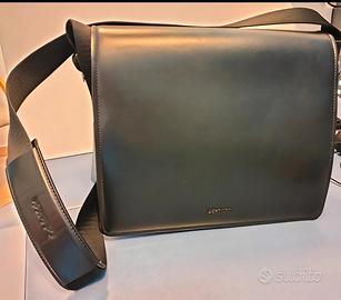 tracolla nera in pelle Calvin Klein 