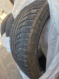 Gomme invernali 235/45 18 Hankook