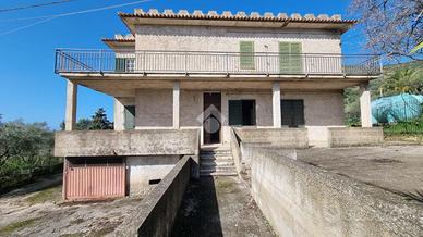 CASA INDIPENDENTE A CASTELLABATE