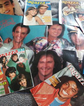 Collezione di 70  poster Rivista Ragazza In