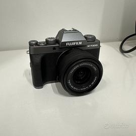 Fujifilm X-T200 + Obiettivo XC 15-45mm F3.5-5.6