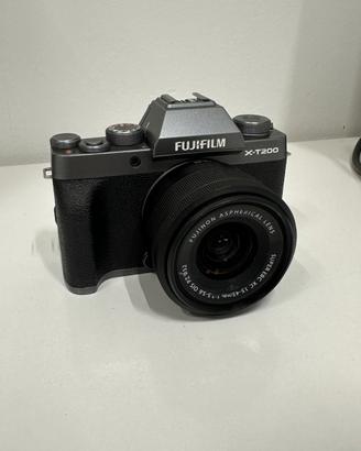 Fujifilm X-T200 + Obiettivo XC 15-45mm F3.5-5.6