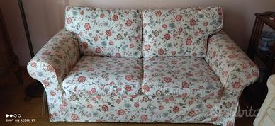 Divano Ikea modello Ektorp