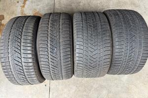 Gomme invernali 315/30/21 275/35/21