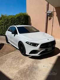 Mercedes classe a 200d premium-amg