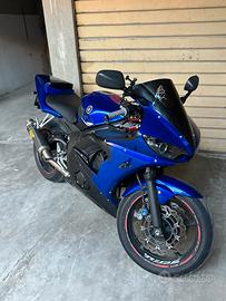 R6 YAMAHA MOTO