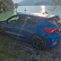 Ford Focus ST LINE 