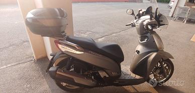 Kymco People 300