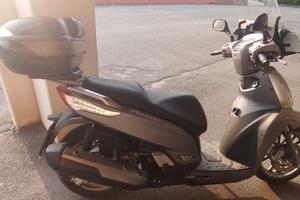 Kymco People 300