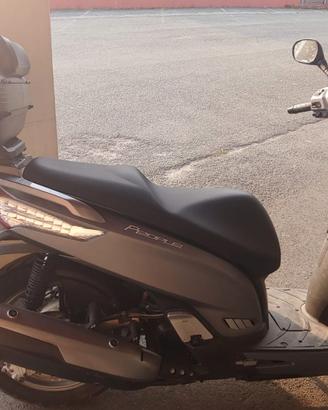 Kymco People 300