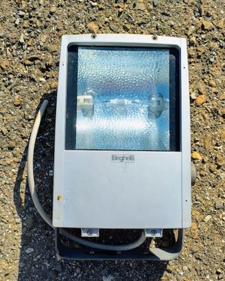 Faretto Beghelli a ioduri metallici