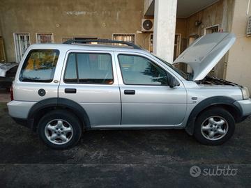LAND ROVER FREELANDER