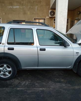 LAND ROVER FREELANDER