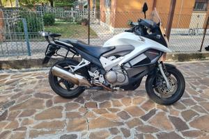 moto honda crosrunner 800