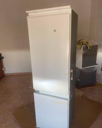 Frigorifero Hotpoint Ariston