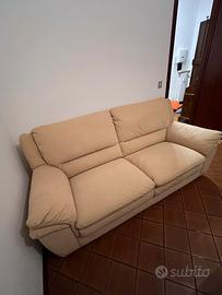 Divano in alcantara