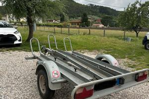 Carrello porta moto 3 corsie