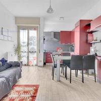 BILOCALE CON BALCONE CANTINA E POSSIBILITA' BOX