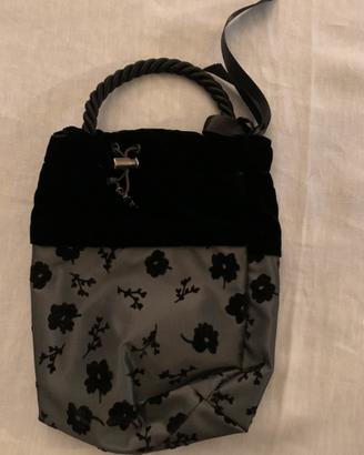 Borsa a mano in tessuto