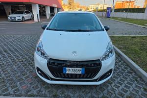 208 binzina 1.2 pure tech 82cv allure 