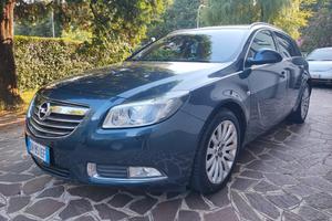 Opel Insignia 2.0 160 CV sports Tourer Cosmo