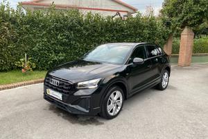 AUDI Q2 35TDI quattro Stronic S line TETTO APRIB