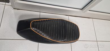 sella vespa gts  cod. 1B000085
