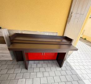 Credenza, madia, tavolo
