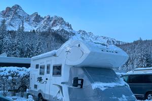 Laika x700 2010 86000km