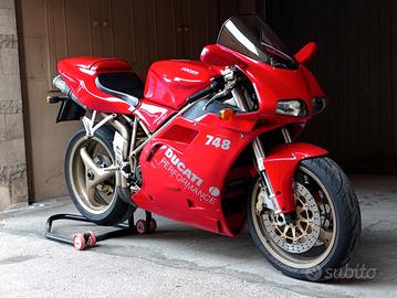 Ducati 748 2000