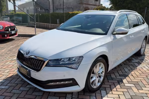 Skoda Superb Wagon 2.0 tdi evo Executive 122cv dsg