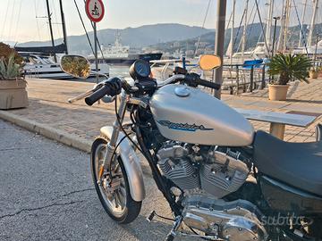 Harley Davisson 883